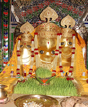 Maa Baglamukhi Puja